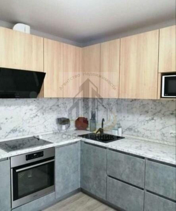 4-комн квартира Грамши ул, 82