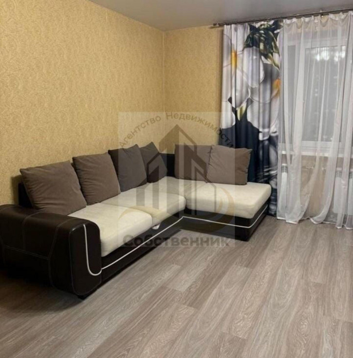 3-комн квартира Переверткина ул, 1/6