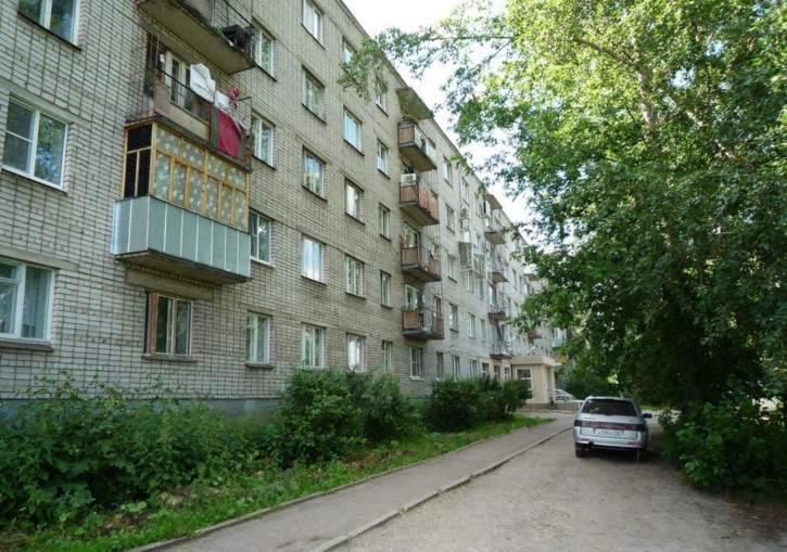 Комната Медуницинская ул, 21А