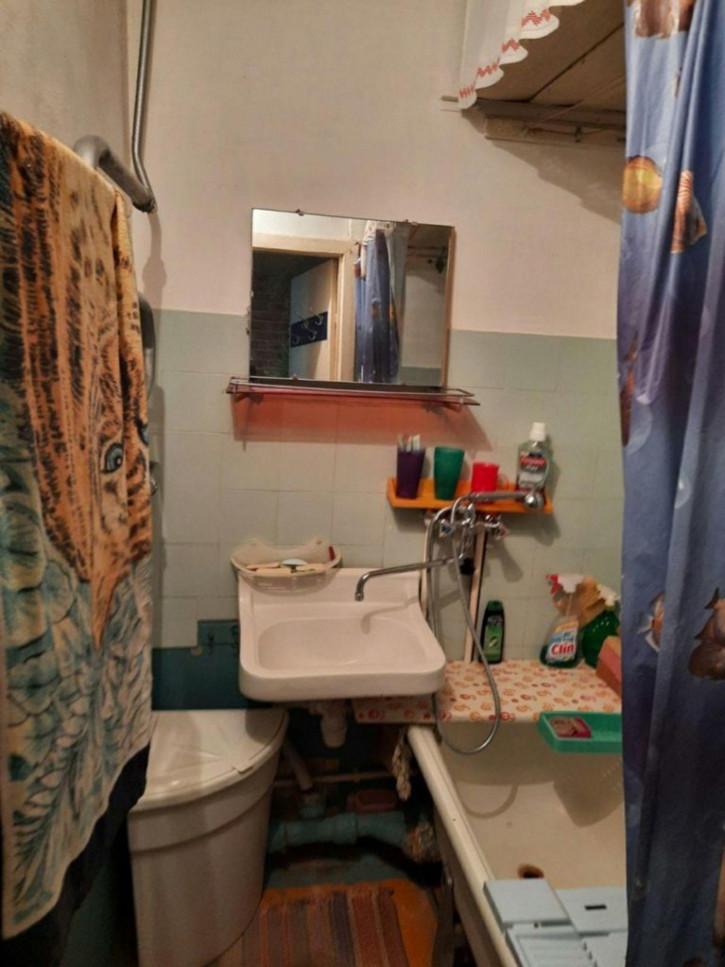 2-комн квартира Строителей ул, 8А