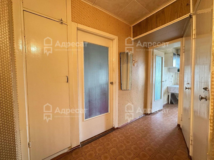 3-комн квартира ул. 64-й Армии,  д.22б