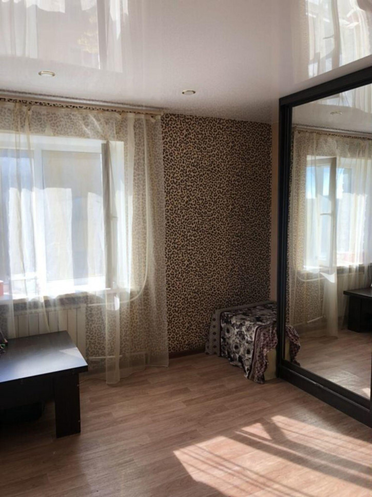 1-комн квартира 50 лет Октября пр-кт, 132