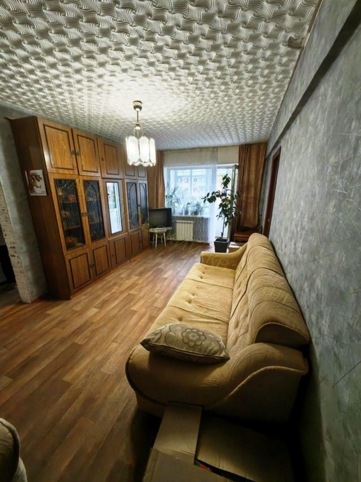 2-комн квартира Металлургов ул, 61