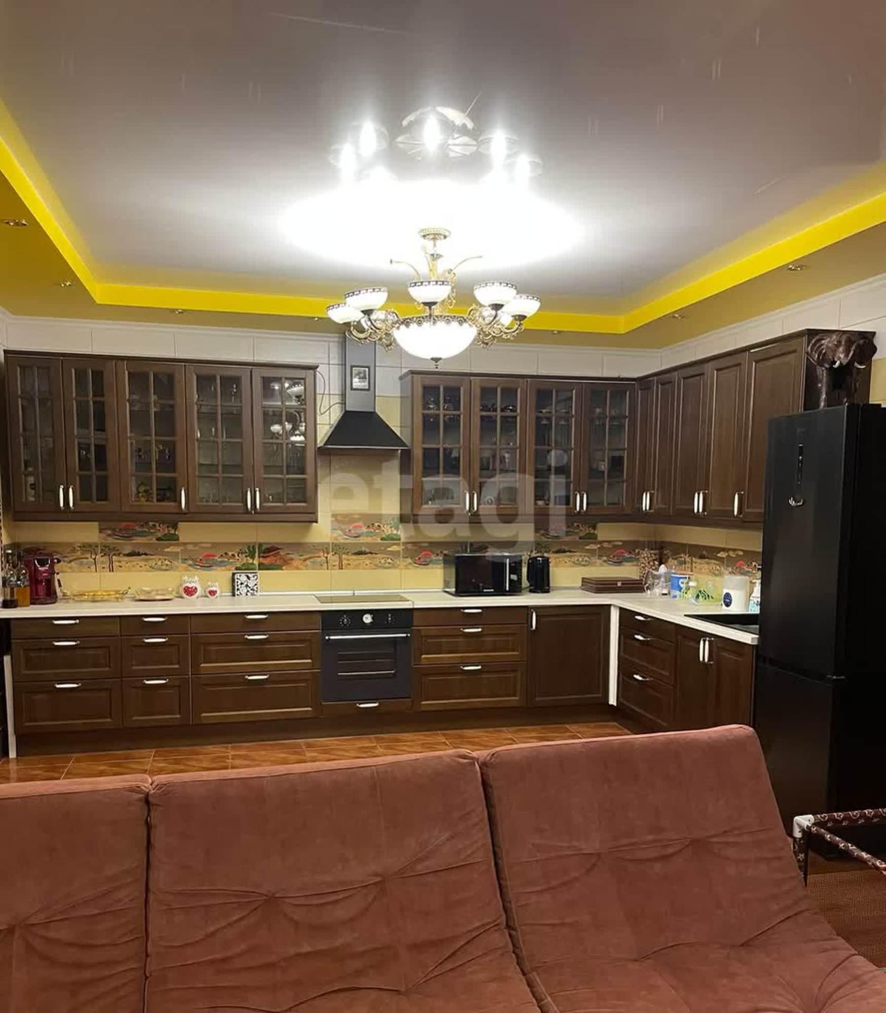 Купить дачу, дом, коттедж за 32 000 000 рублей на Юго-Западная, 13 к 7