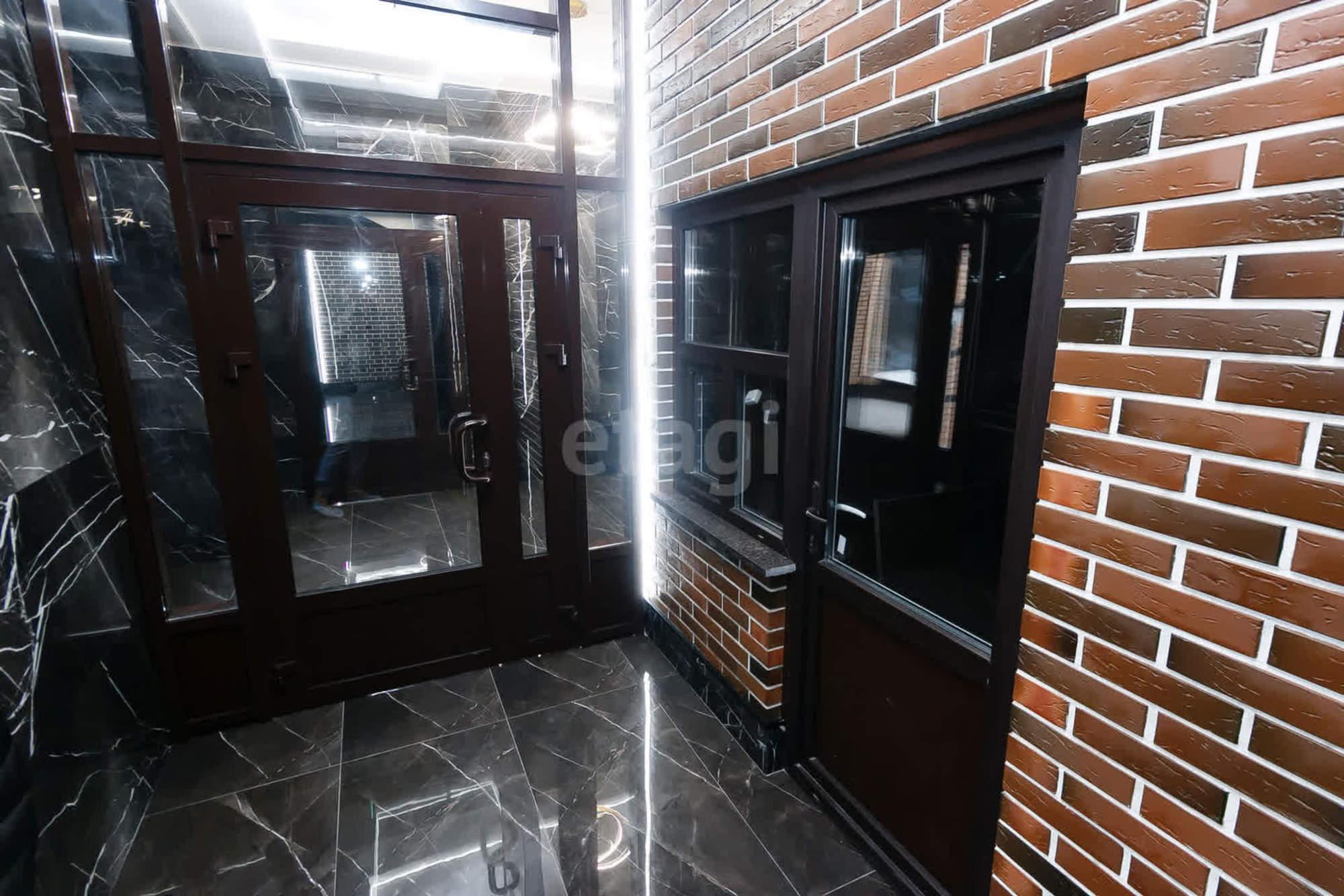 Купить офис, помещение под офис за 42 200 000 рублей на Омск