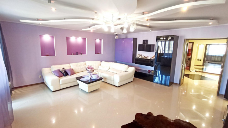 3-комн квартира 60 Армии ул., 27 3-комн квартира 60 Армии ул., 27