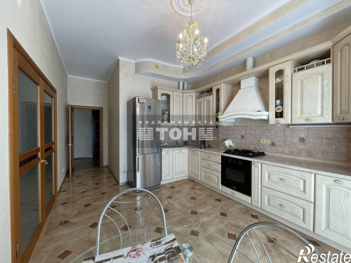 3-комн квартира ул. Красноармейская, д. 11