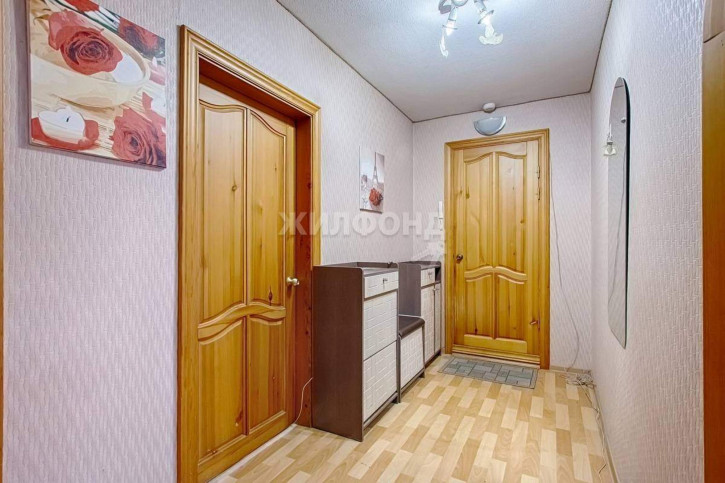 3-комн квартира Павлова улица, д.8