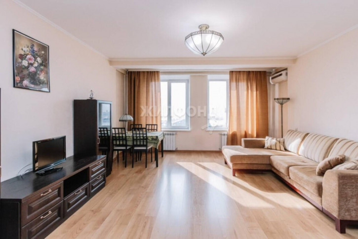 2-комн квартира Зыряновская, 55