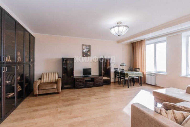 2-комн квартира Зыряновская, 55