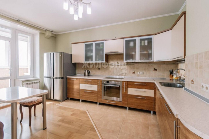 2-комн квартира Зыряновская, 55