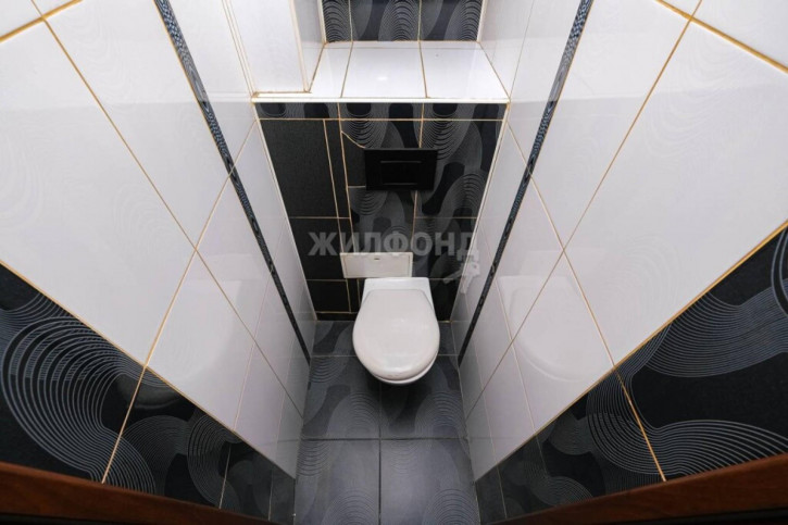 3-комн квартира Доватора, 31