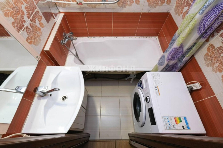 3-комн квартира Доватора, 31