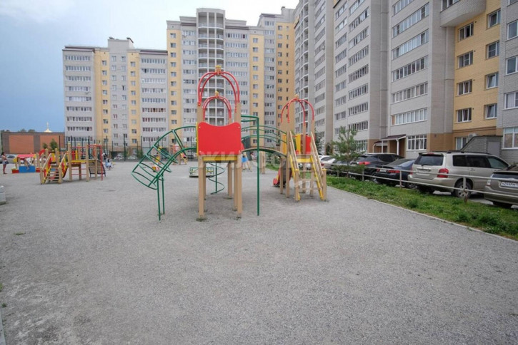 2-комн квартира 2-й микрорайон, 232