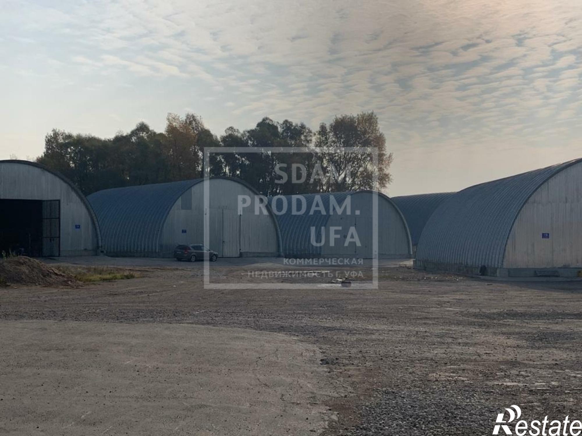 Сдать складское помещение за 130 000 рублей на Трактовая улица, д.9