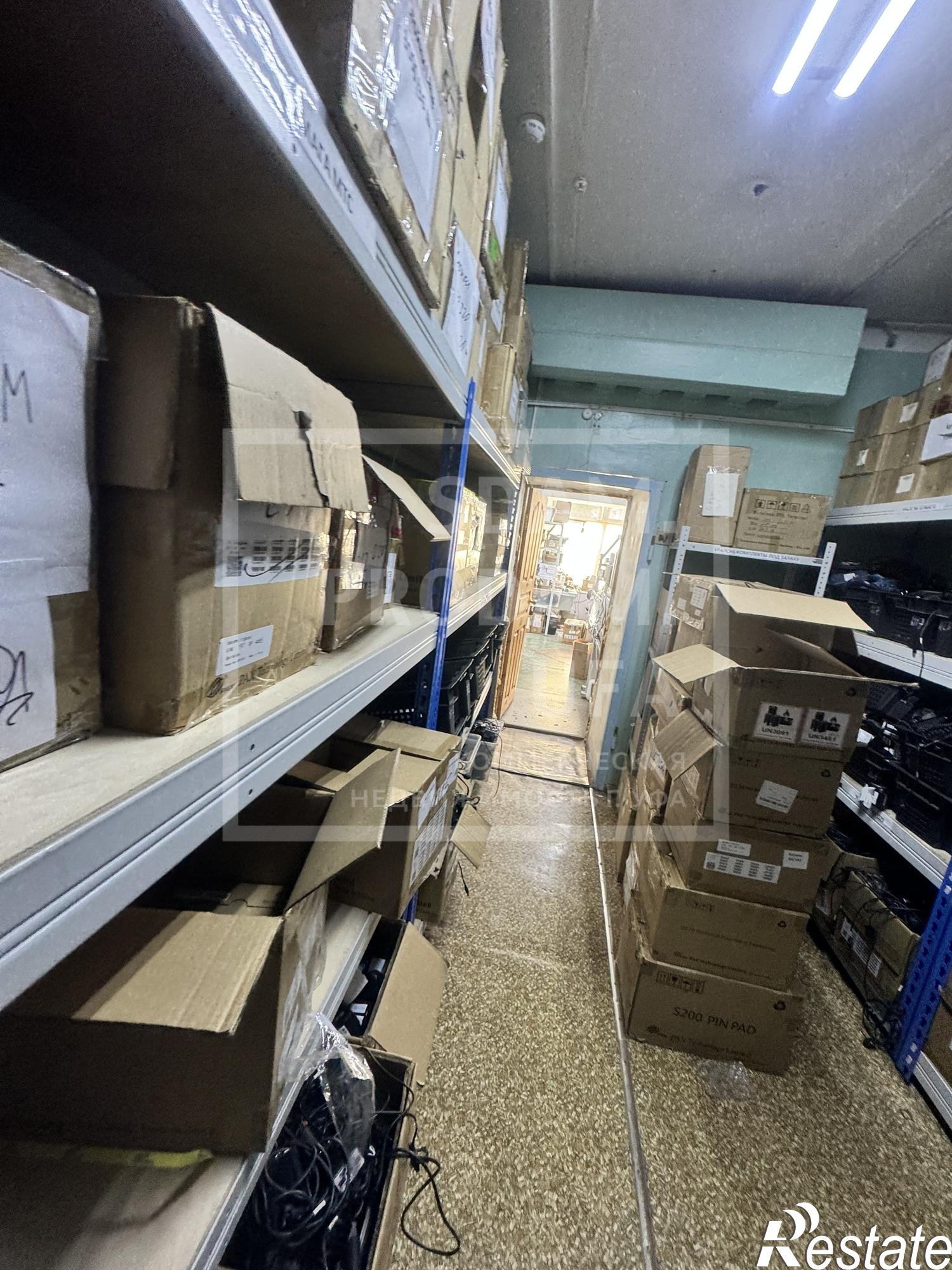 Сдать офис, помещение под офис за 200 000 рублей на Российская улица, д.11