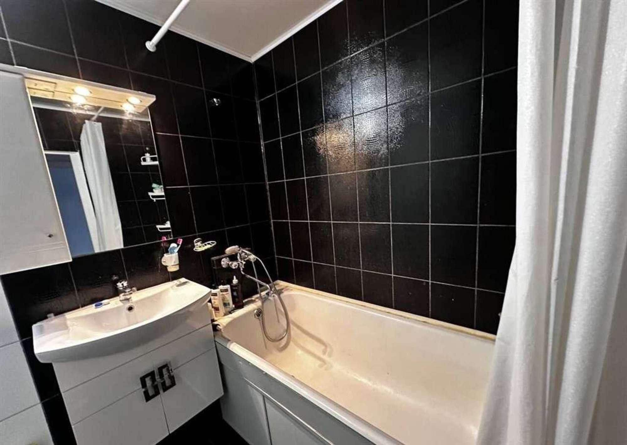 Сдать квартиру за 24 000 рублей на Карбышева улица, 61 Сдать квартиру за 24 000 рублей на Карбышева улица, 61