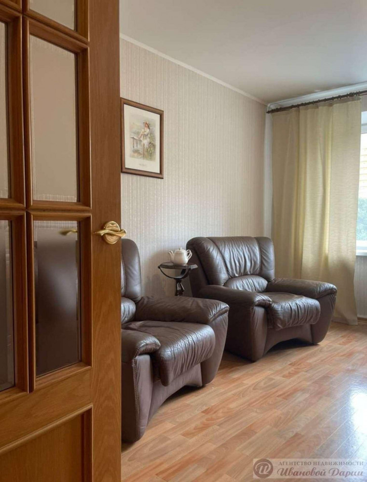 3-комн квартира Николая Панова улица, 38А