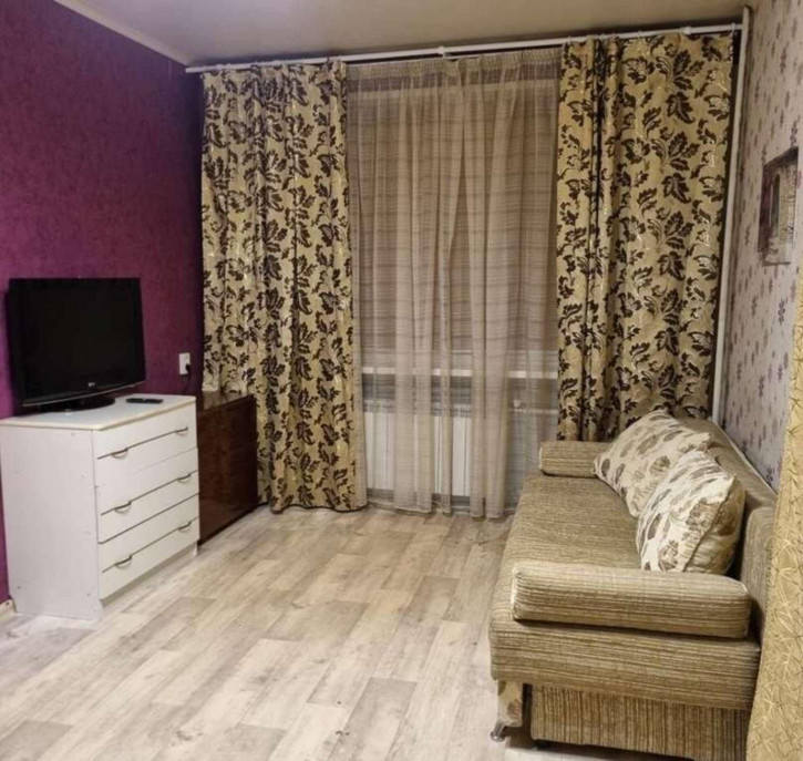 1-комн квартира Победы улица, 4