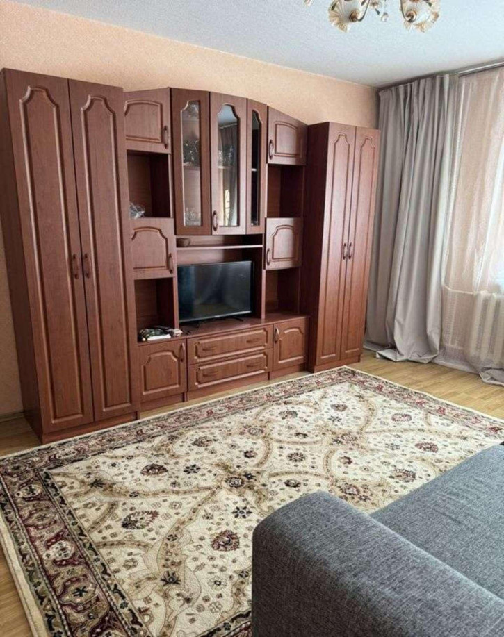 2-комн квартира Ленинская улица, 110 2-комн квартира Ленинская улица, 110