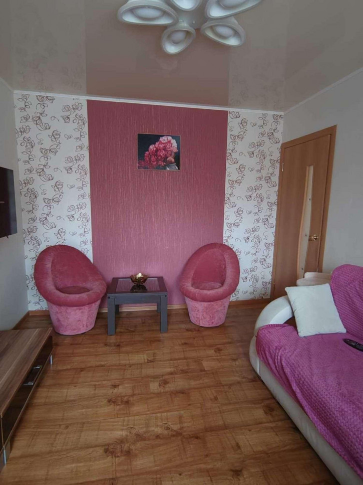 2-комн квартира Георгия Димитрова улица, 28