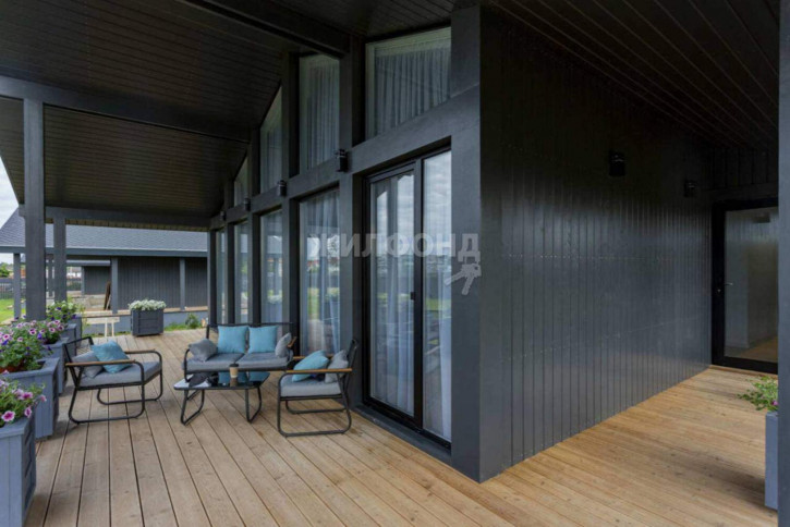 Коттедж/дом Старо-Трактовая улица Коттедж/дом Старо-Трактовая улица