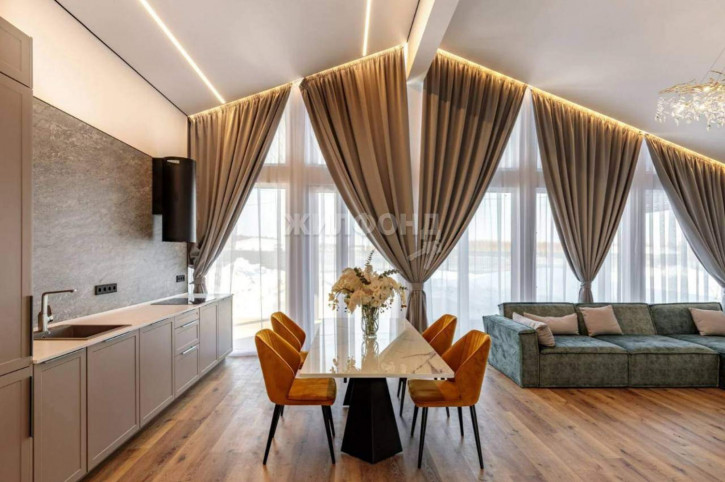 Коттедж/дом Старо-Трактовая улица Коттедж/дом Старо-Трактовая улица