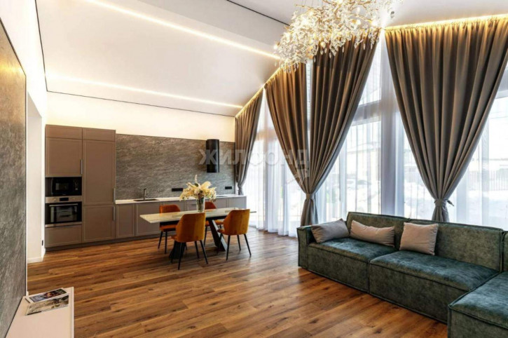 Коттедж/дом Старо-Трактовая улица Коттедж/дом Старо-Трактовая улица