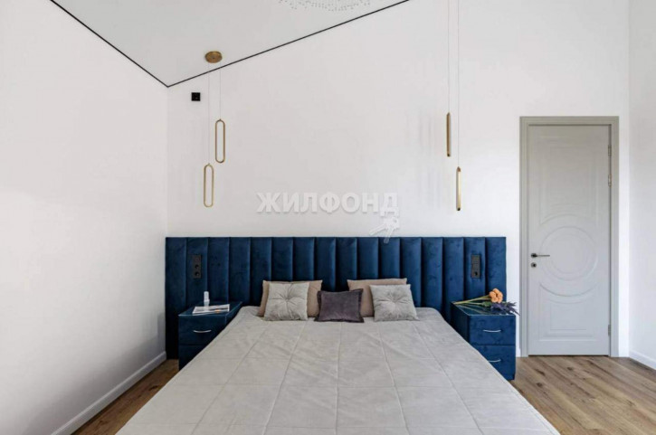 Коттедж/дом Старо-Трактовая улица Коттедж/дом Старо-Трактовая улица