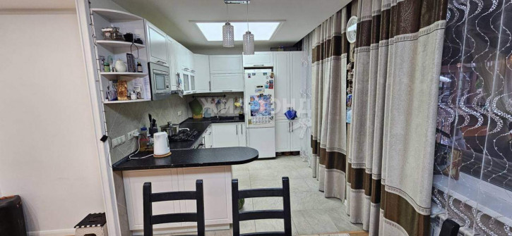 Коттедж/дом Озерная улица Коттедж/дом Озерная улица