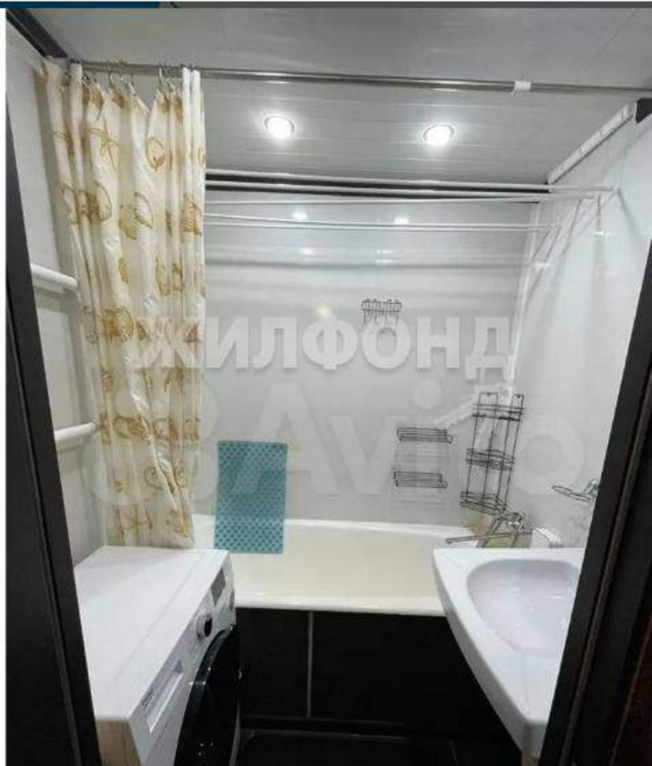 2-комн квартира Космонавтов улица, д.23