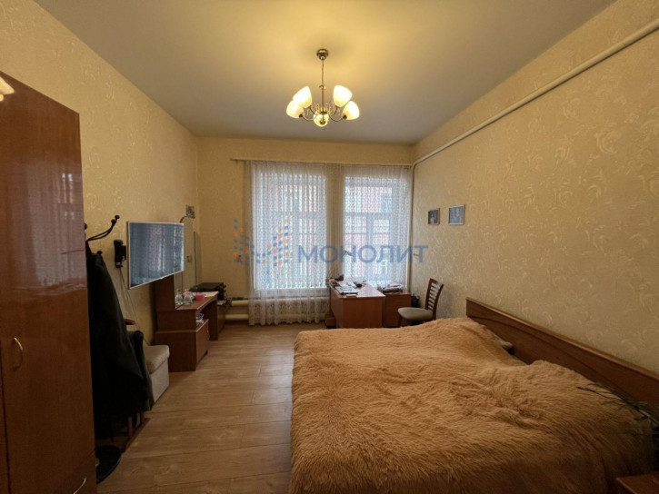 4-комн квартира Кожевенная ул, 18
