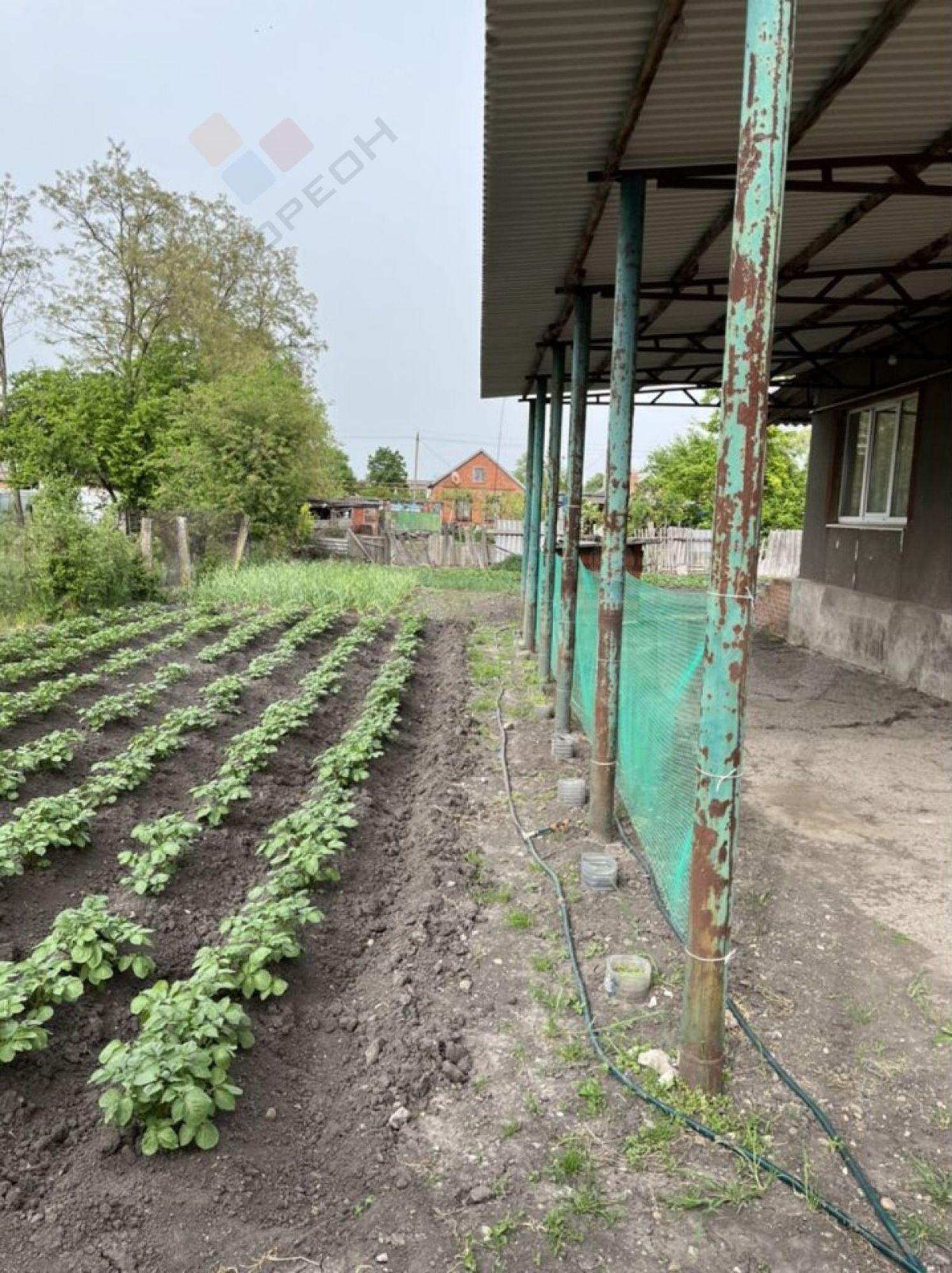 Купить дачу, дом, коттедж за 3 850 000 рублей на Горького ул, 5/1