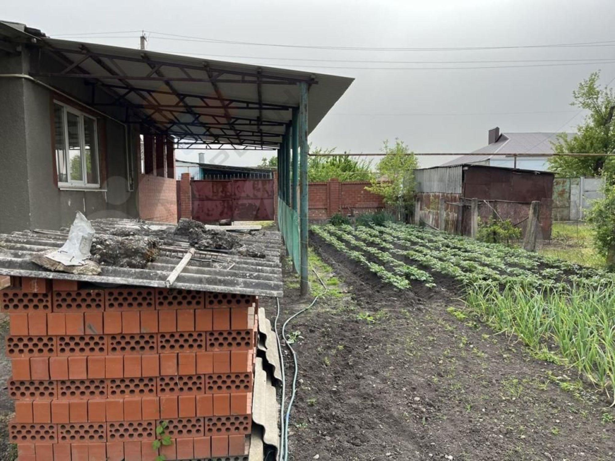 Купить дачу, дом, коттедж за 3 850 000 рублей на Горького ул, 5/1