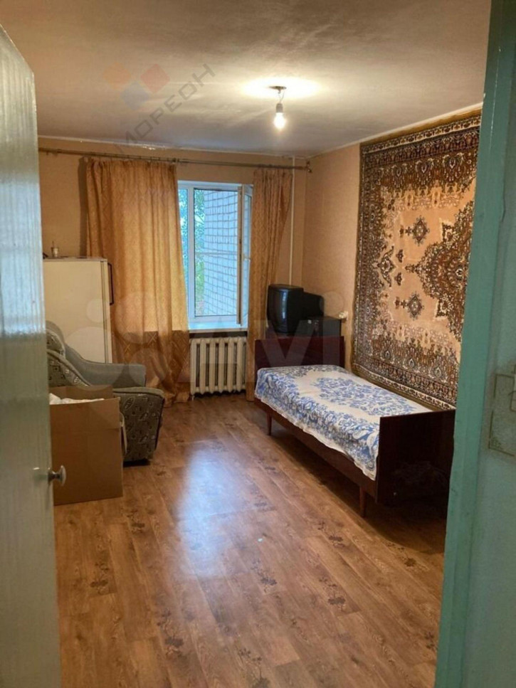 4-комн квартира Симферопольская ул, 16