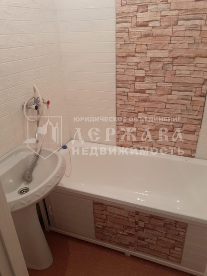 2-комн квартира Топки