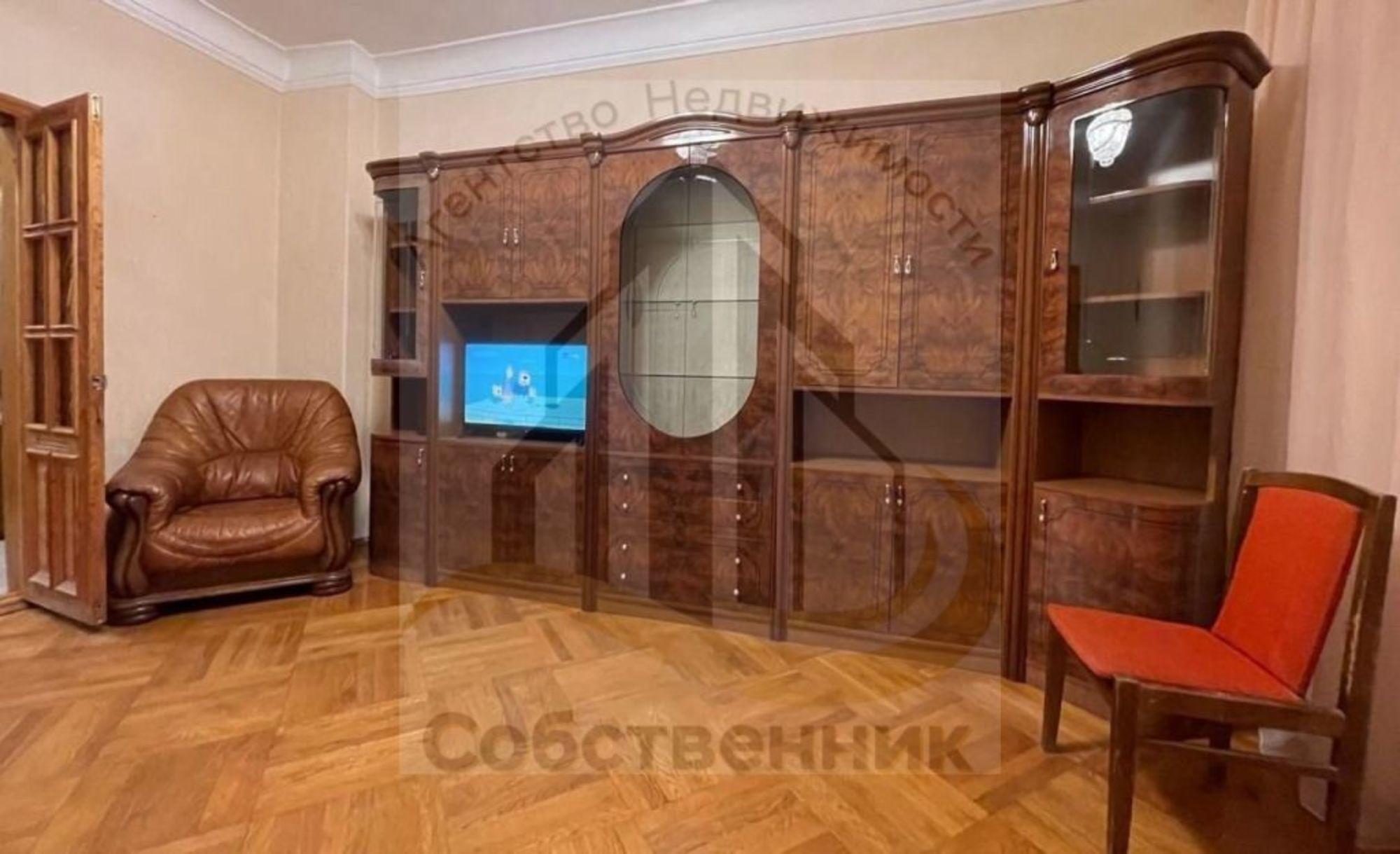 Сдать квартиру за 40 000 рублей на Ленина пл, 14