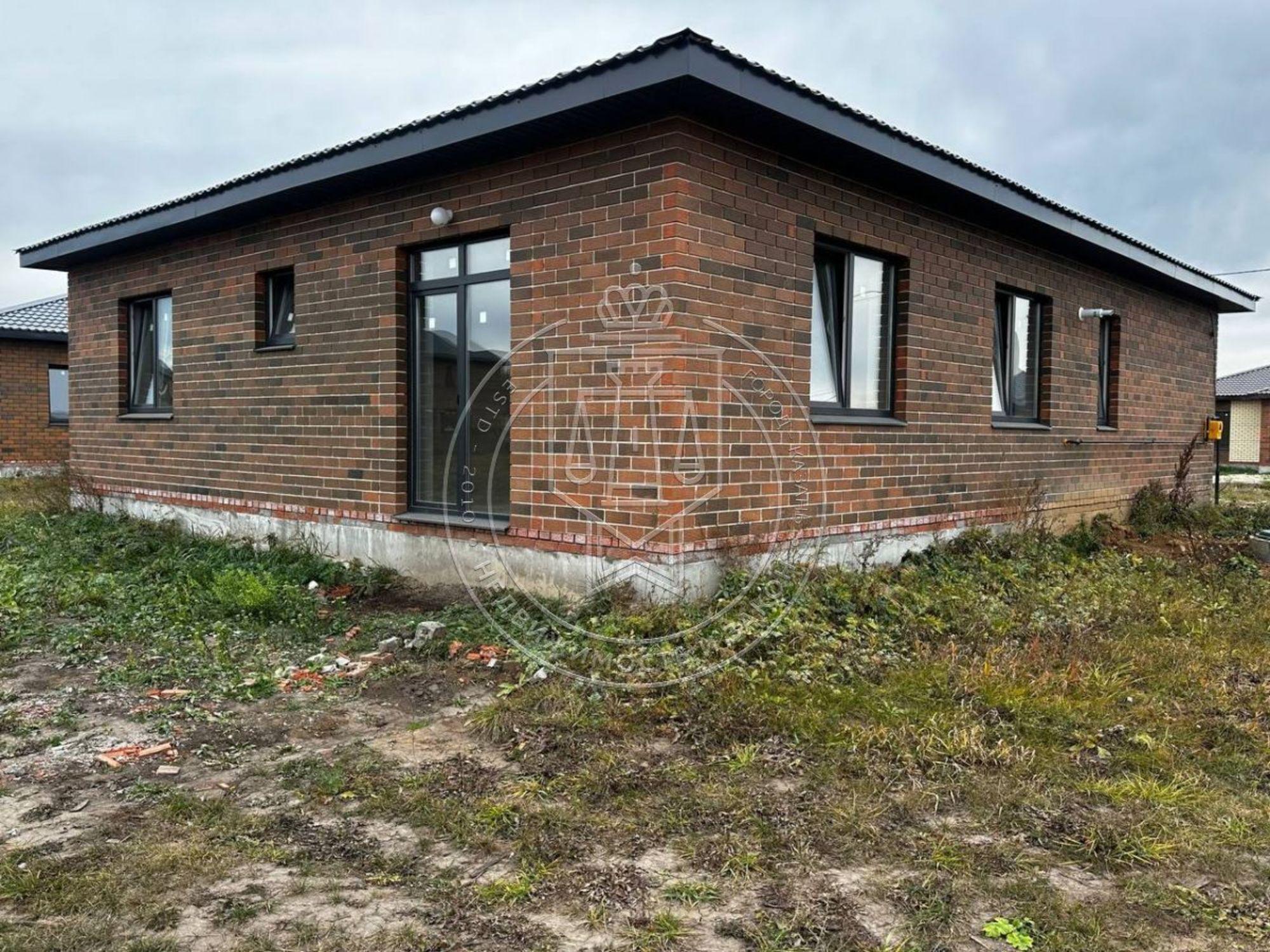 Купить дачу, дом, коттедж за 8 400 000 рублей на Залесная ул, 42