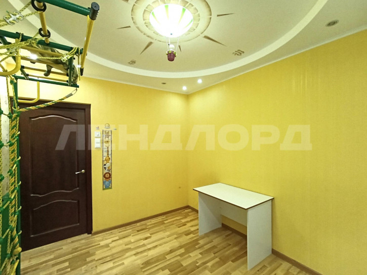 3-комн квартира Орбитальная улица, 20-22