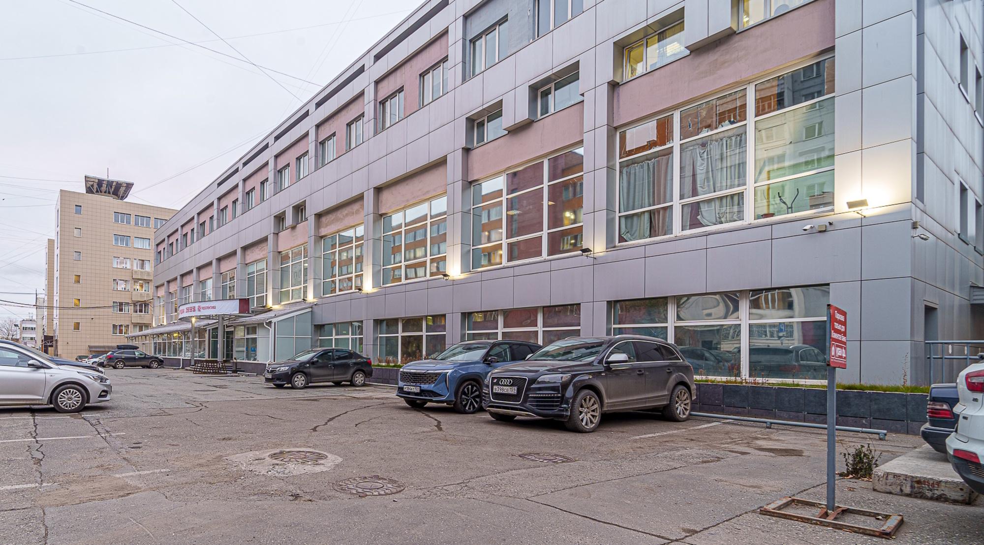 Сдать офис, помещение под офис за 530 875 рублей на Россия, Ленина ул, 64