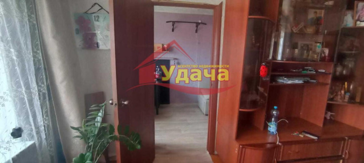 Комната Щебёночная улица, 15,  д. 15