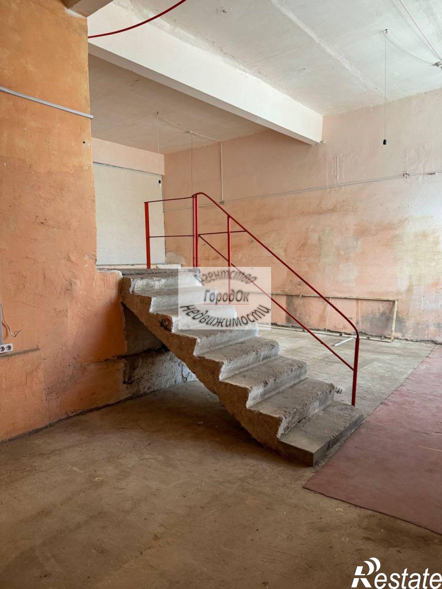 Купить помещение свободного назначения за 14 000 000 рублей на Кузнецова ул, 18