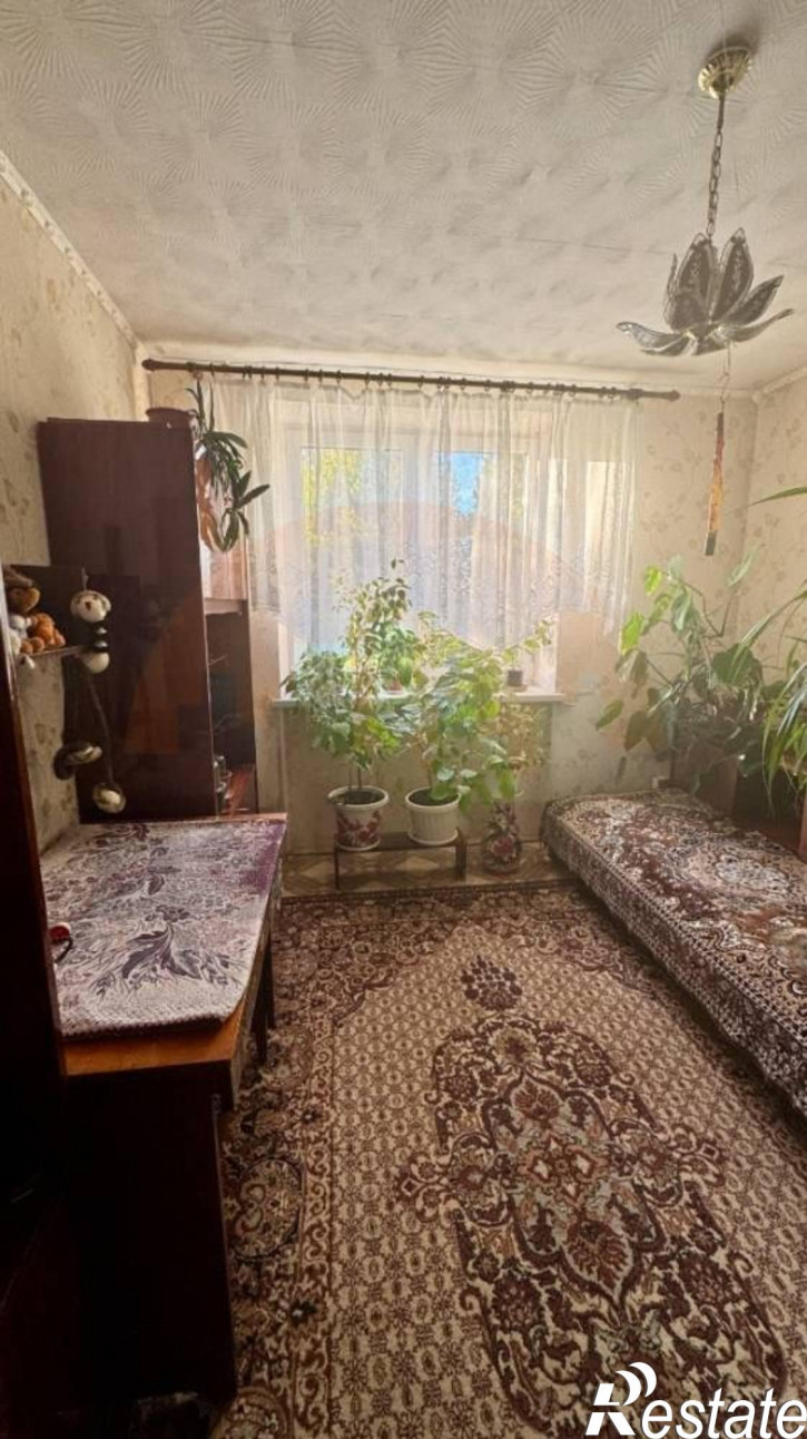 4-комн квартира Мира ул., 27