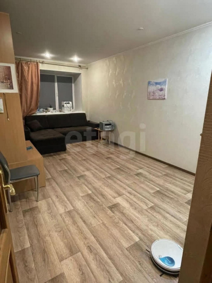 4-комн квартира улица Чехова, 13