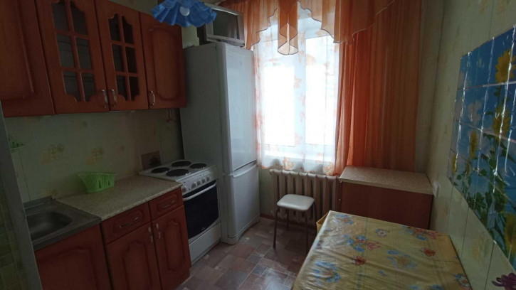 2-комн квартира Крупской, 4