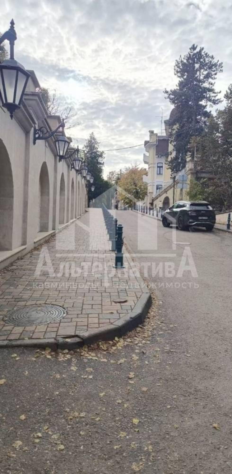 Купить квартиру за 13 000 000 рублей на Алексея Реброва ул.