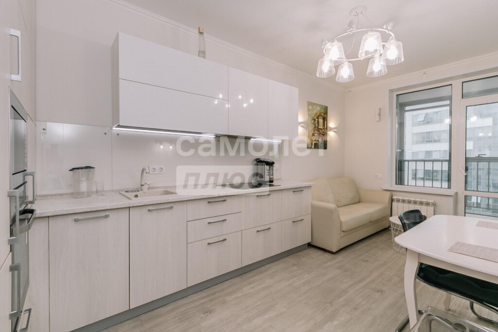 Продажа 2-комн квартиры Сибревкома, 9