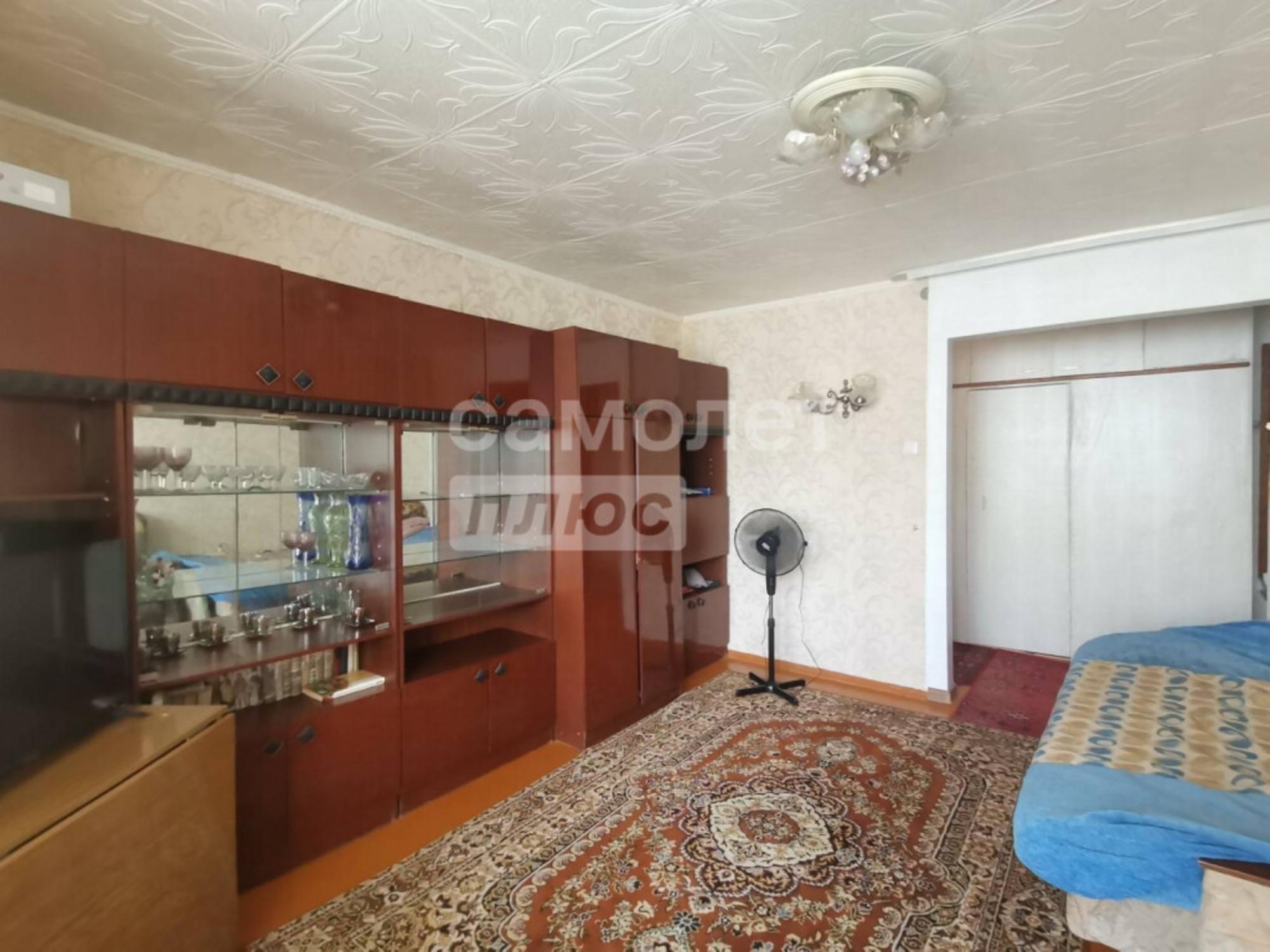 Продажа 2-комн квартиры Обская, 80