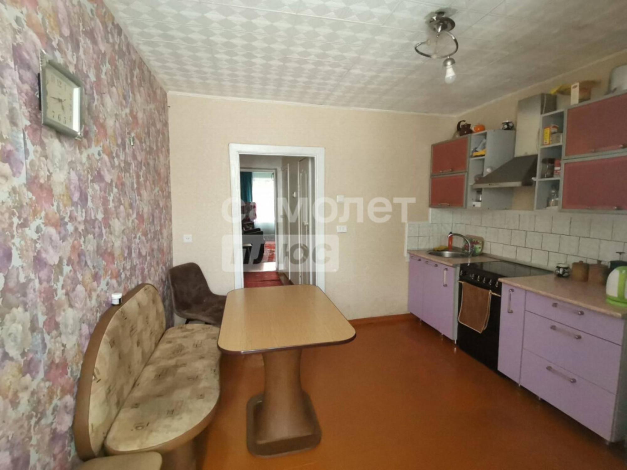 Продажа 2-комн квартиры Обская, 80