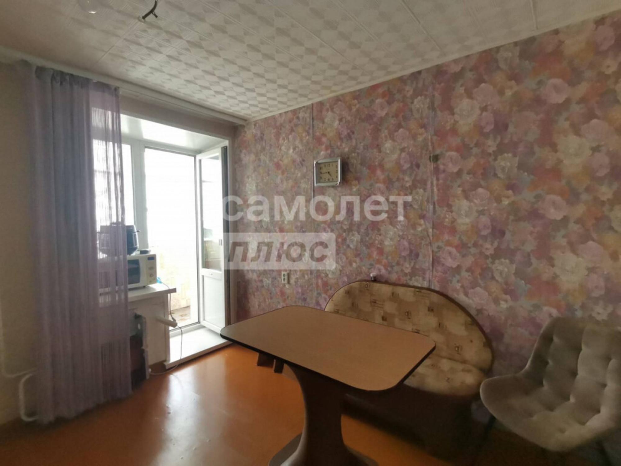 Продажа 2-комн квартиры Обская, 80